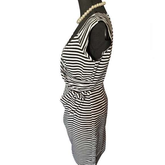 WORTHINGTON SLEEVELESS BLACK & WHITE STRIPE WRAP AROUND TIE SASH DRESS SZ 6 - Picture 5 of 10